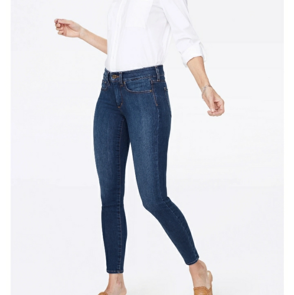 NWTS NYDJ SKINNY JEAN SIZE 10